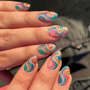 24 Pieces Fake Press On Nails Glitter Swirl Medium Almond